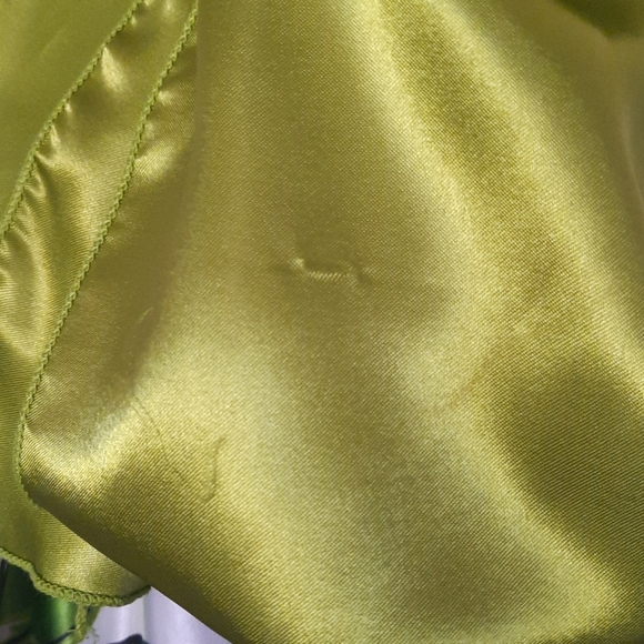 Spring green party dress - Picture 6 of 8